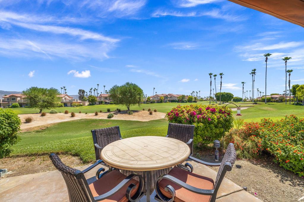 Palm Royale - Residential