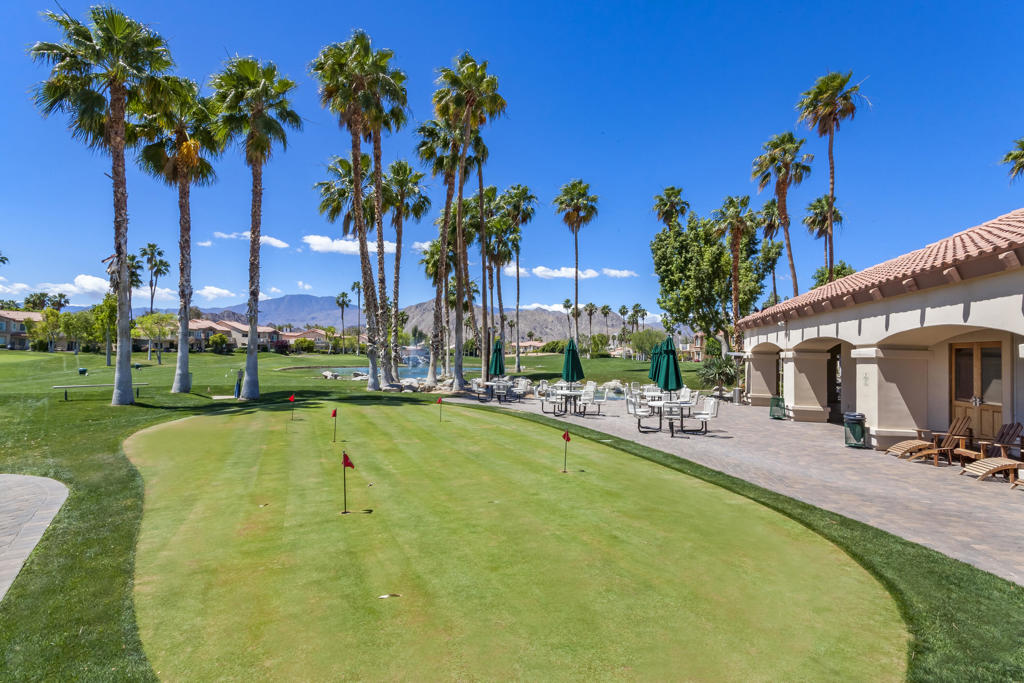Palm Royale - Residential