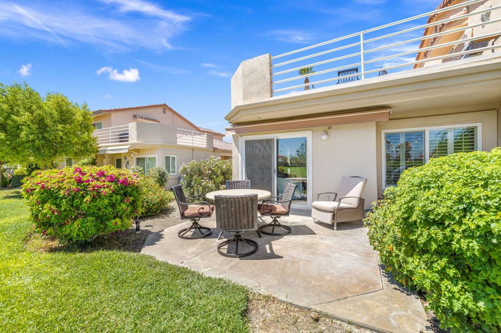 Palm Royale - Residential