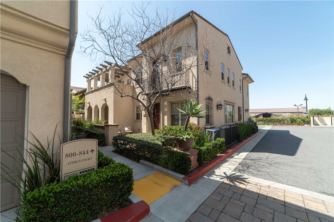 828 Citrus Court
