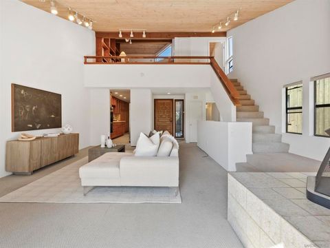 Photo of 616 W Lewis St St, San Diego, CA 92103 (MLS # 250038174SD)