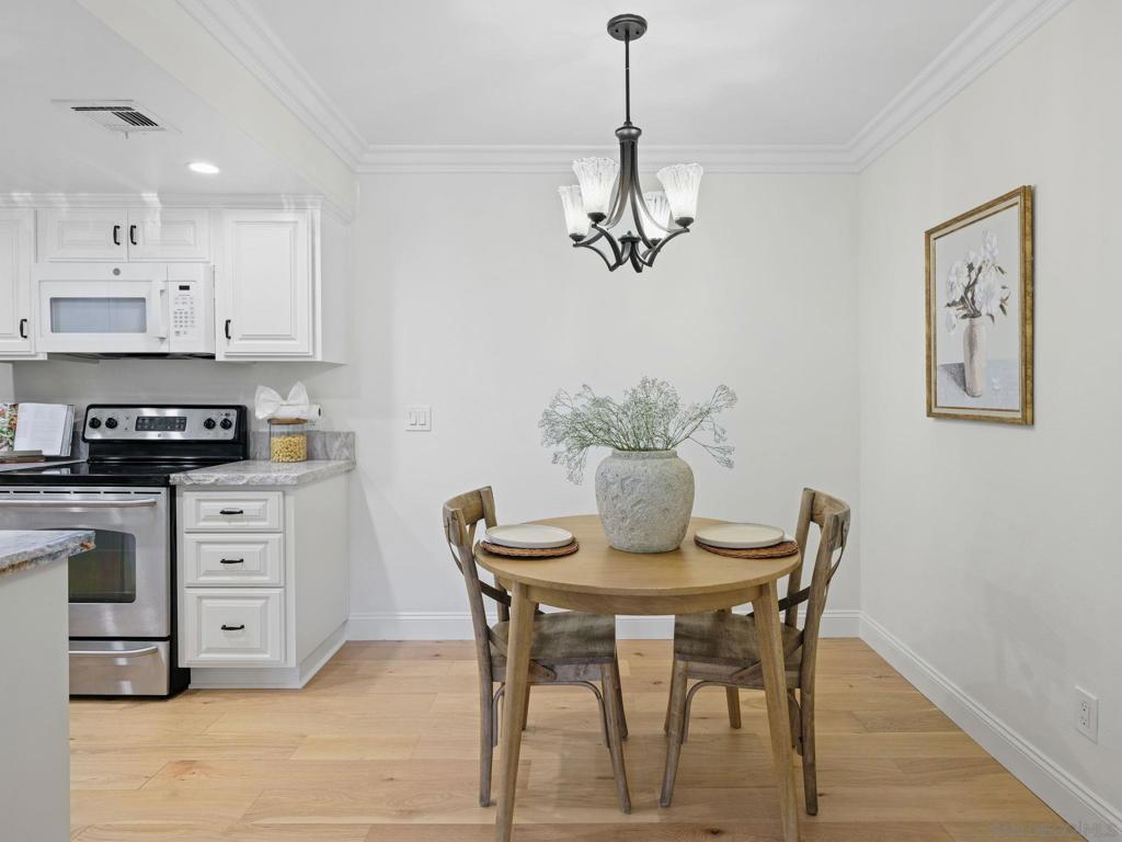 12023 Alta Carmel 244
