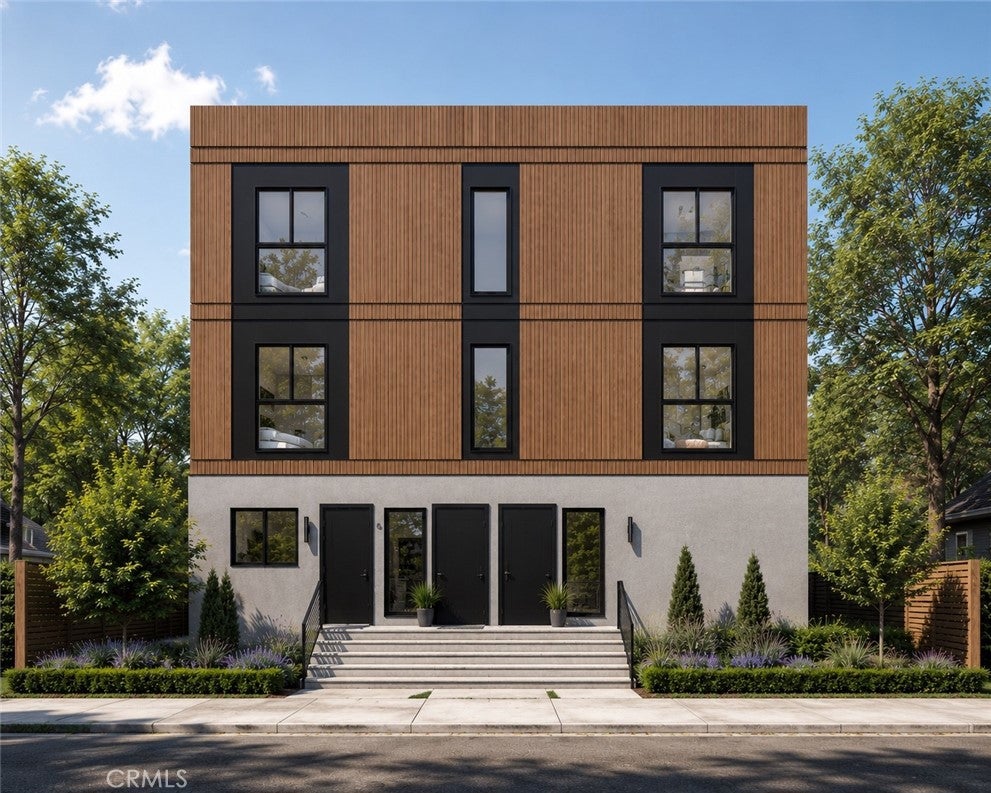 1787 W 35th