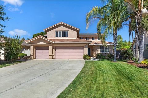 Photo of 42467 Thoroughbred Lane, Murrieta, CA 92562 (MLS # SW26054758)