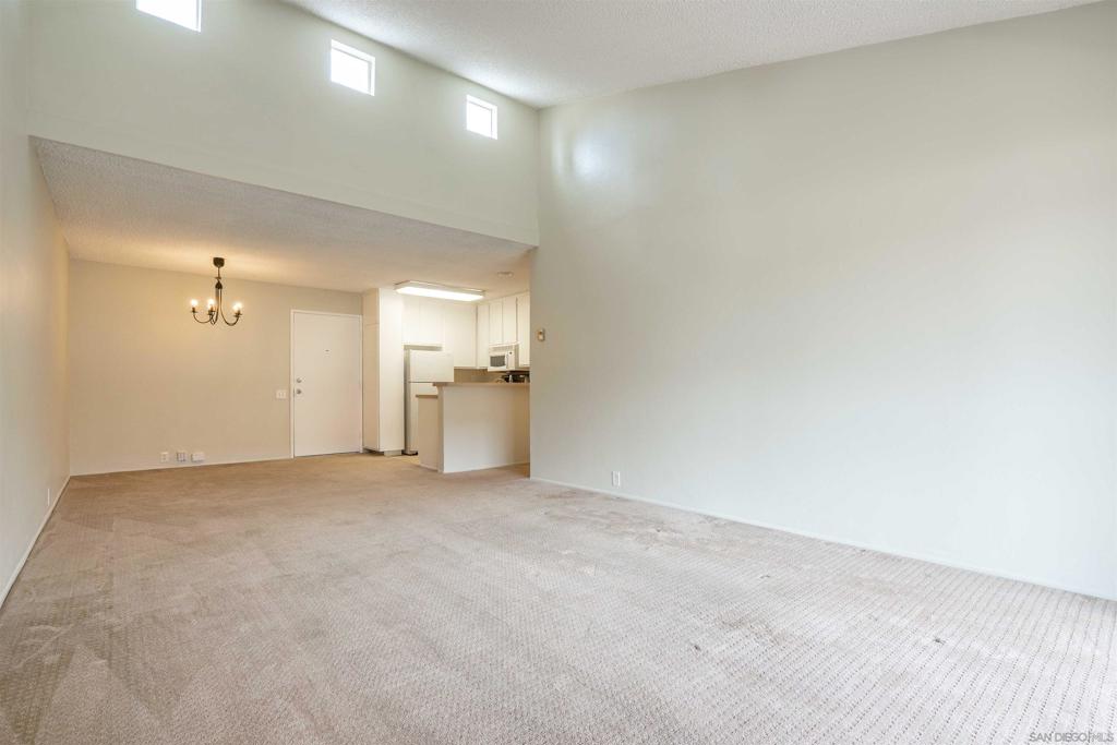 1855 Diamond St 301