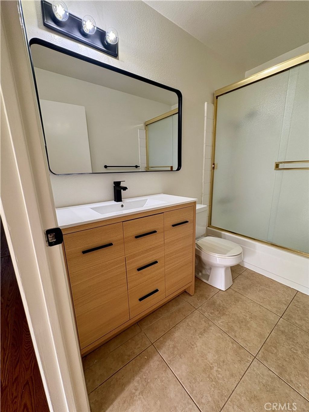 listing image 130728738248977032168