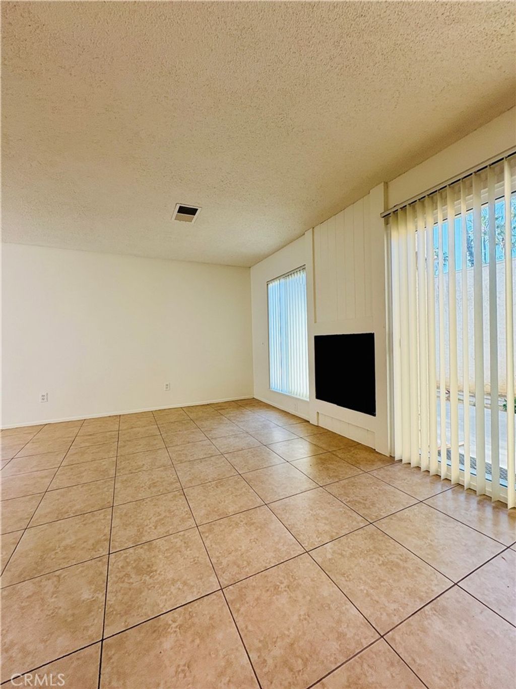 listing image 130724535900874881334