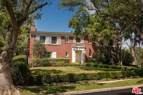 Photo of 801 Devon Avenue, Los Angeles, CA 90024 (MLS # 26843283)