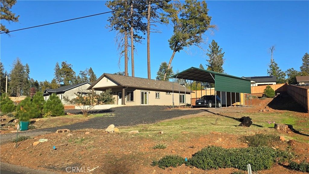Photo of 6396 Diamond Ave, Paradise, CA 95969 (MLS # SN26028917)