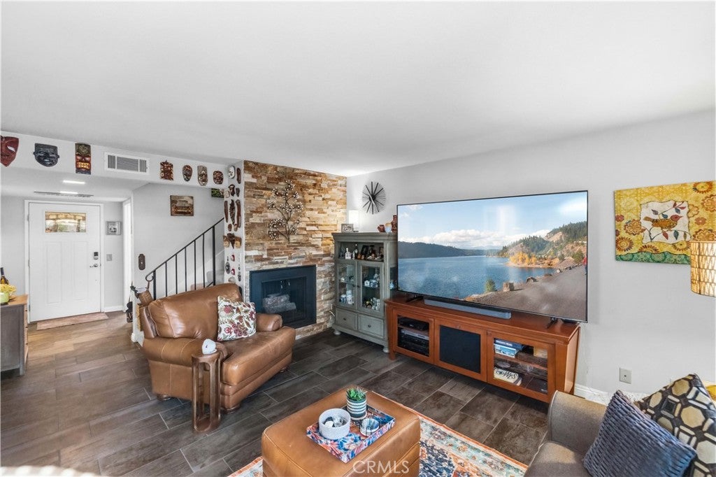 42865 15th Street West W 1