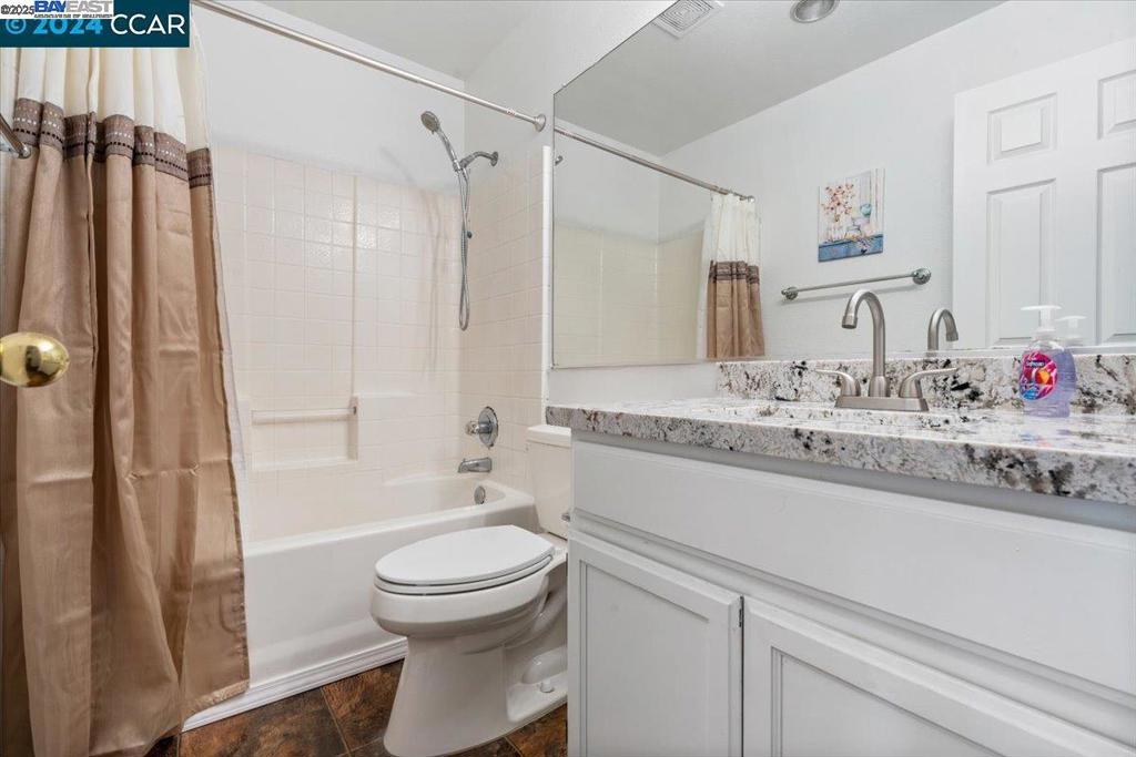 BRENTWOOD - Residential Lease