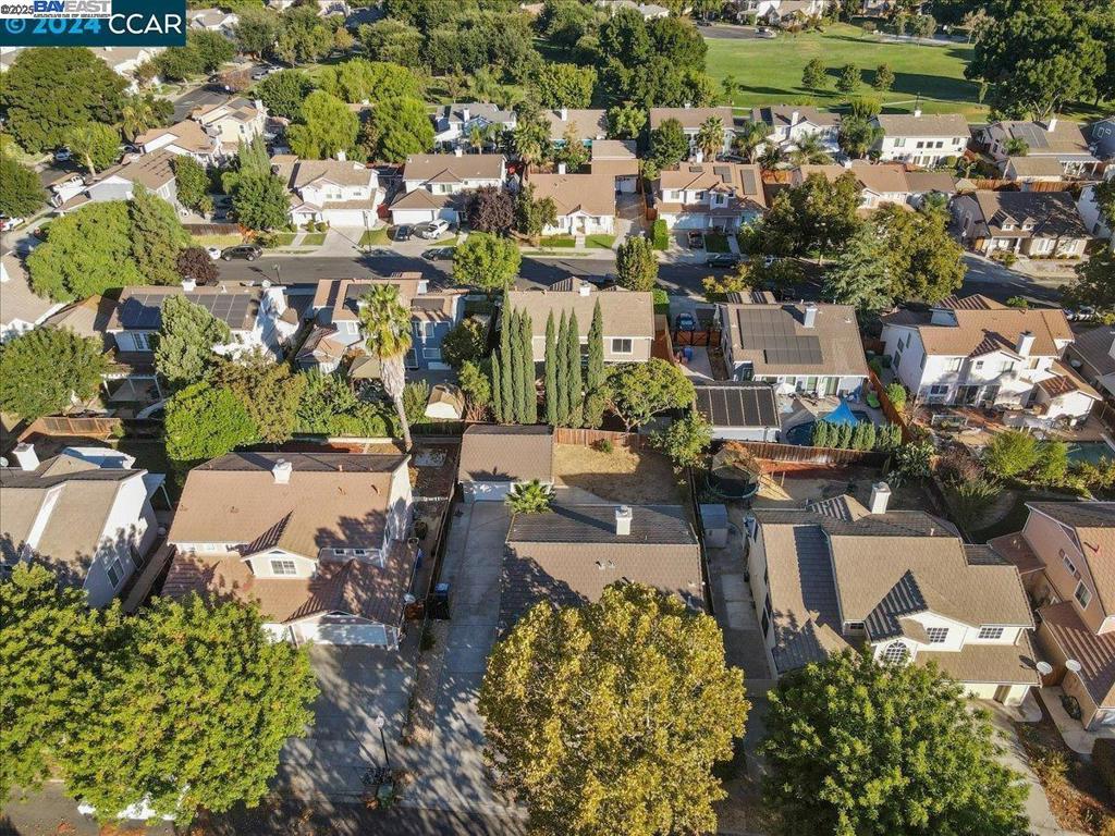 BRENTWOOD - Residential Lease