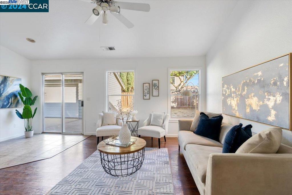 BRENTWOOD - Residential Lease