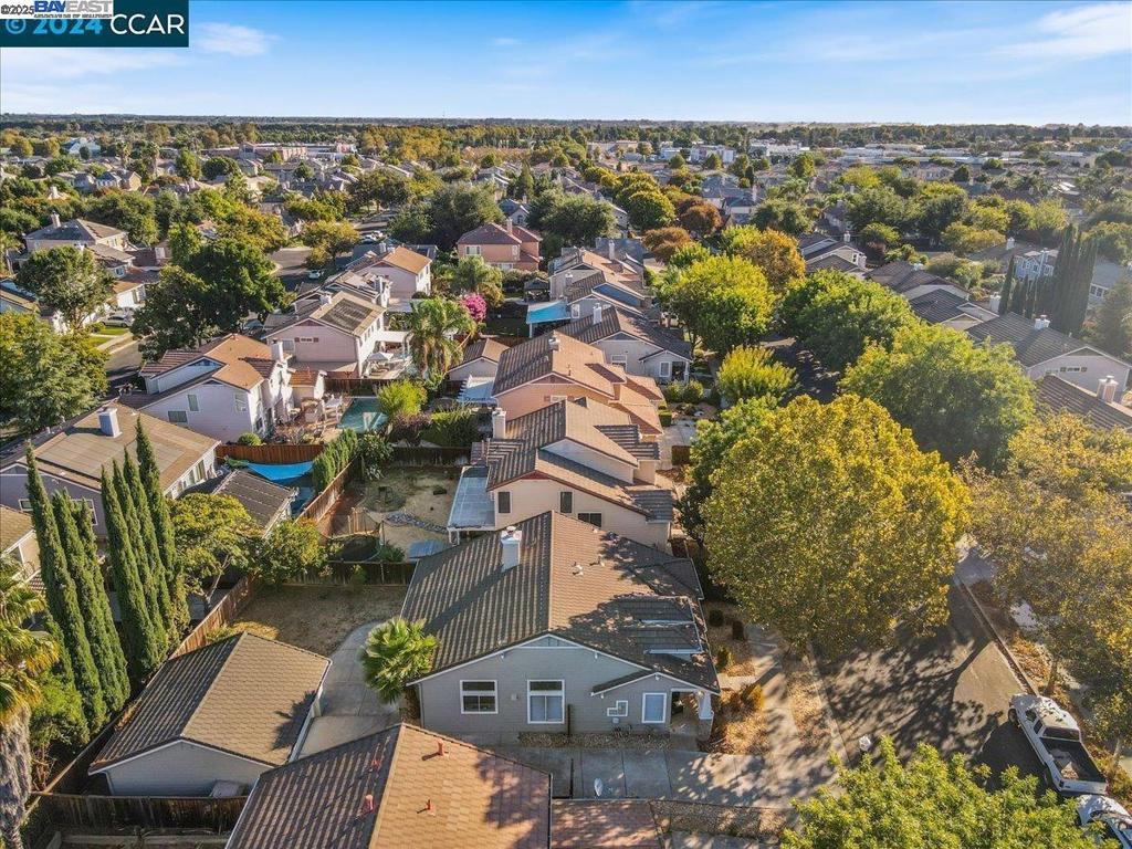 BRENTWOOD - Residential Lease