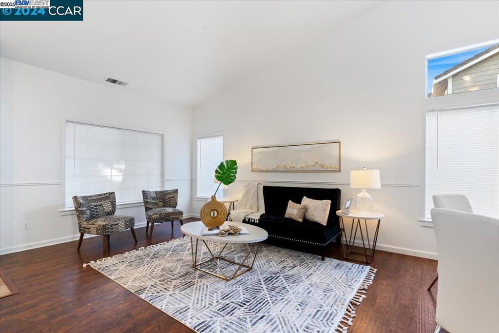 BRENTWOOD - Residential Lease