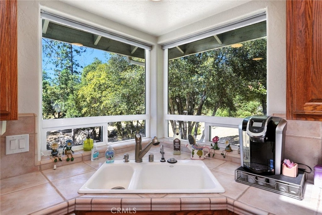 44550 Windsong Way