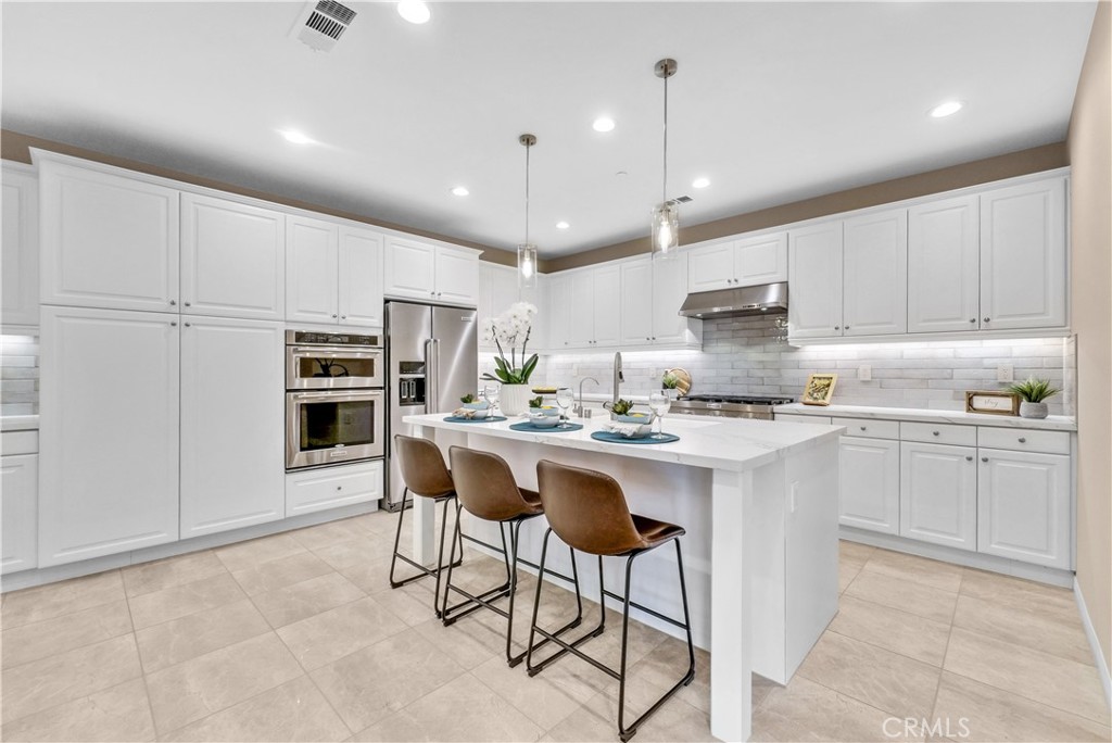 9936 Pear Drive