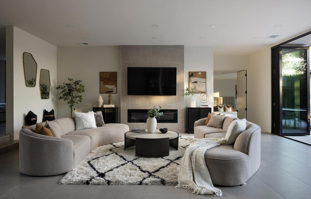 Thunderbird Heights - Residential