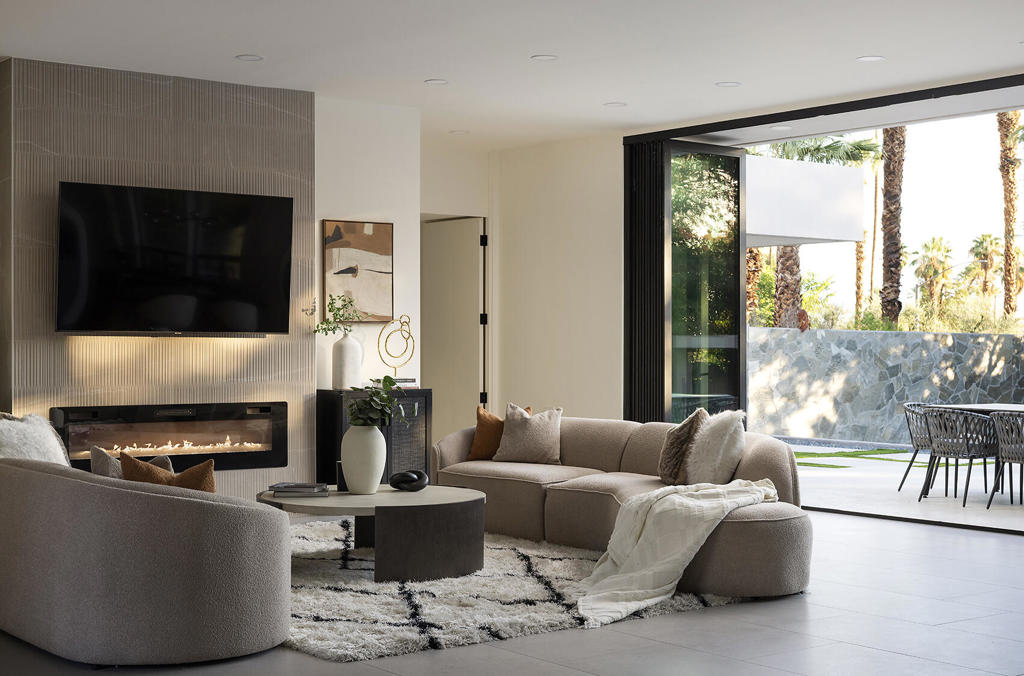 Thunderbird Heights - Residential
