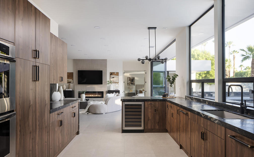 Thunderbird Heights - Residential