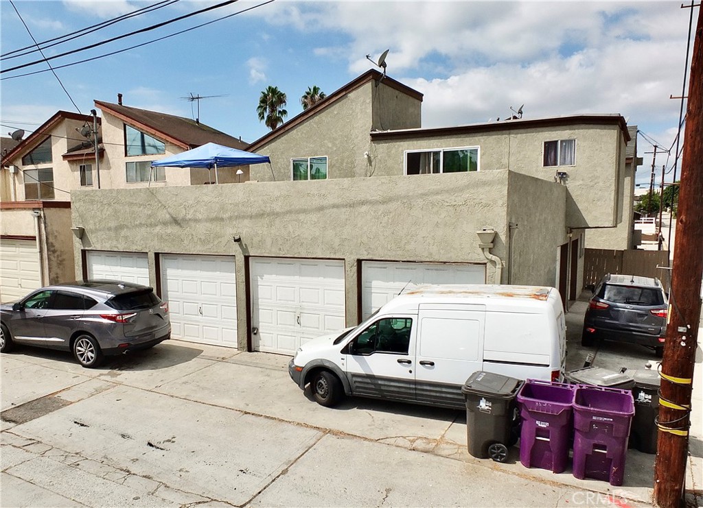 3404 Cerritos Ave