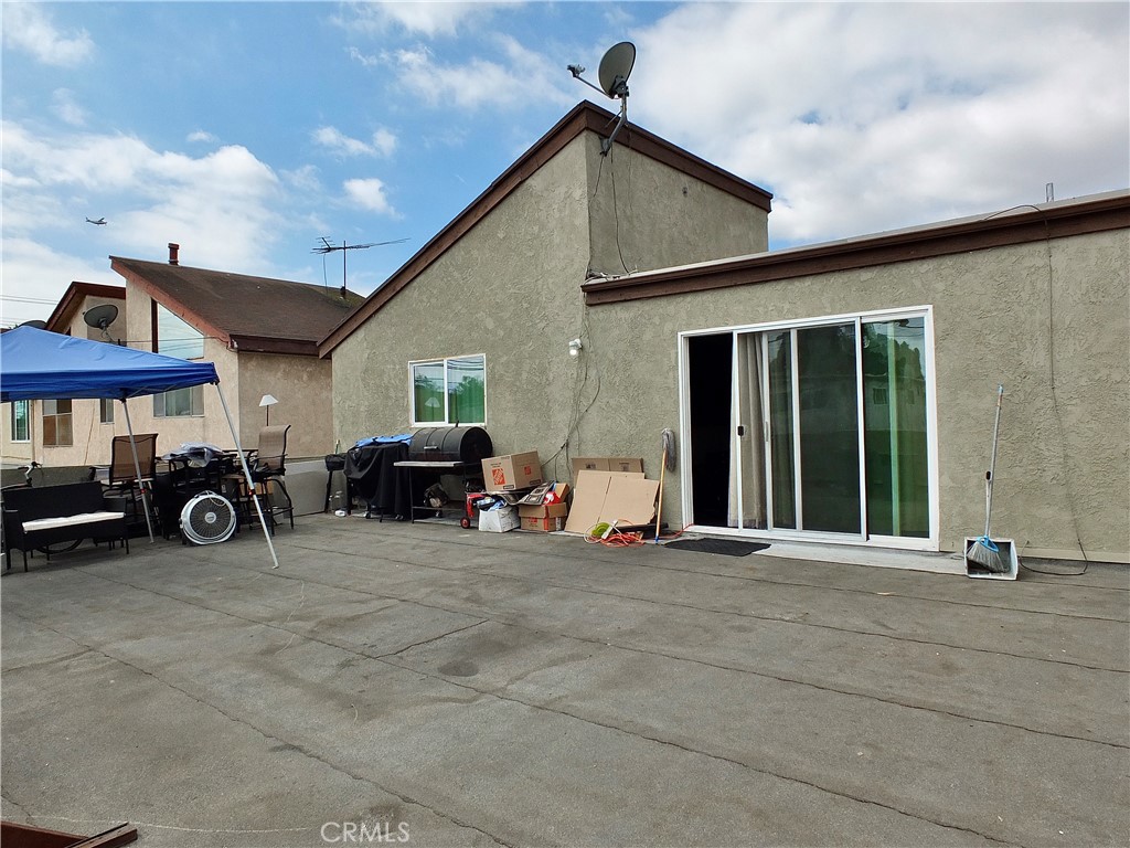 3404 Cerritos Ave