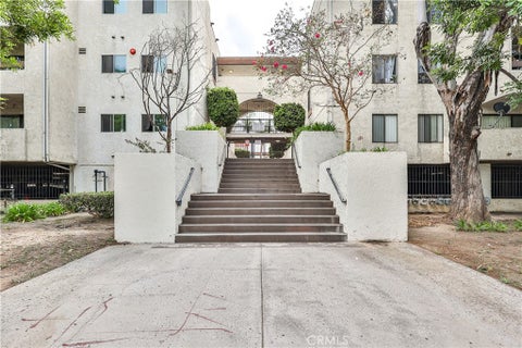 Photo of 700 W 3rd St #A110, Santa Ana, CA 92701 (MLS # OC26204385)