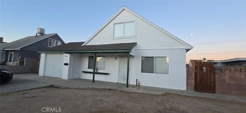 44043 Hoban Avenue Lancaster CA 93534