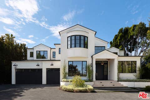 Photo of 415 N Cliffwood Avenue, Los Angeles, CA 90049 (MLS # 26872331)