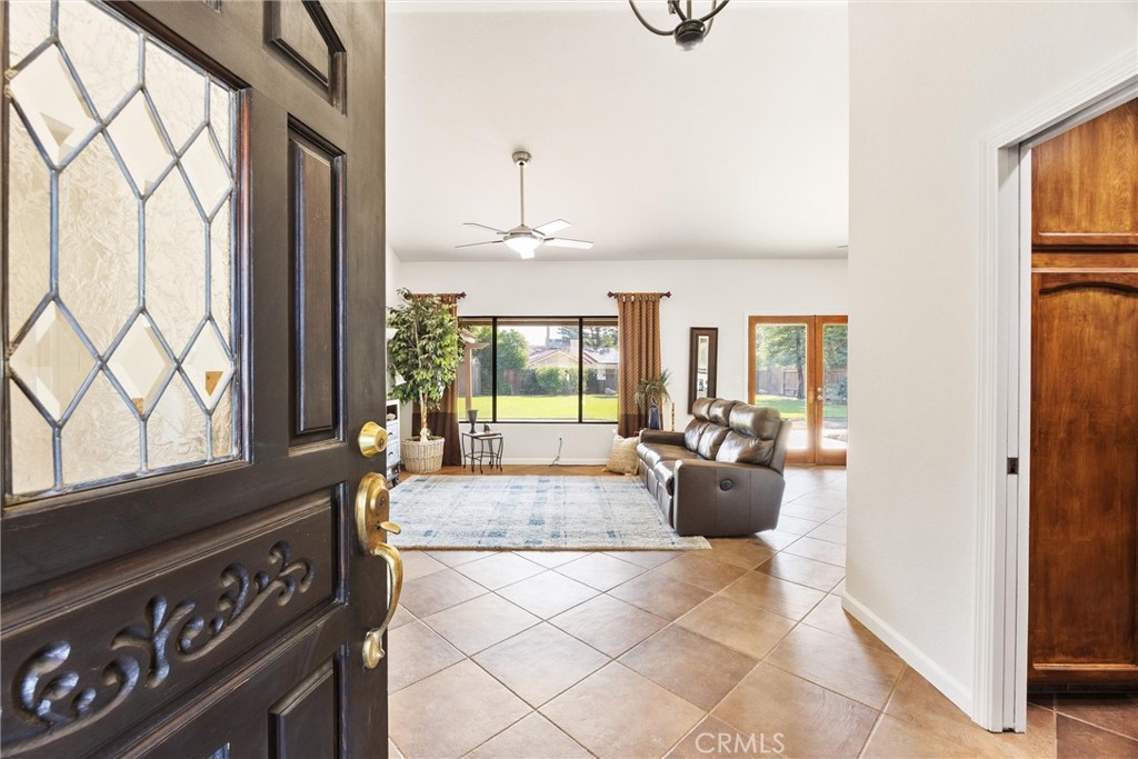 8836 Sierra Oak