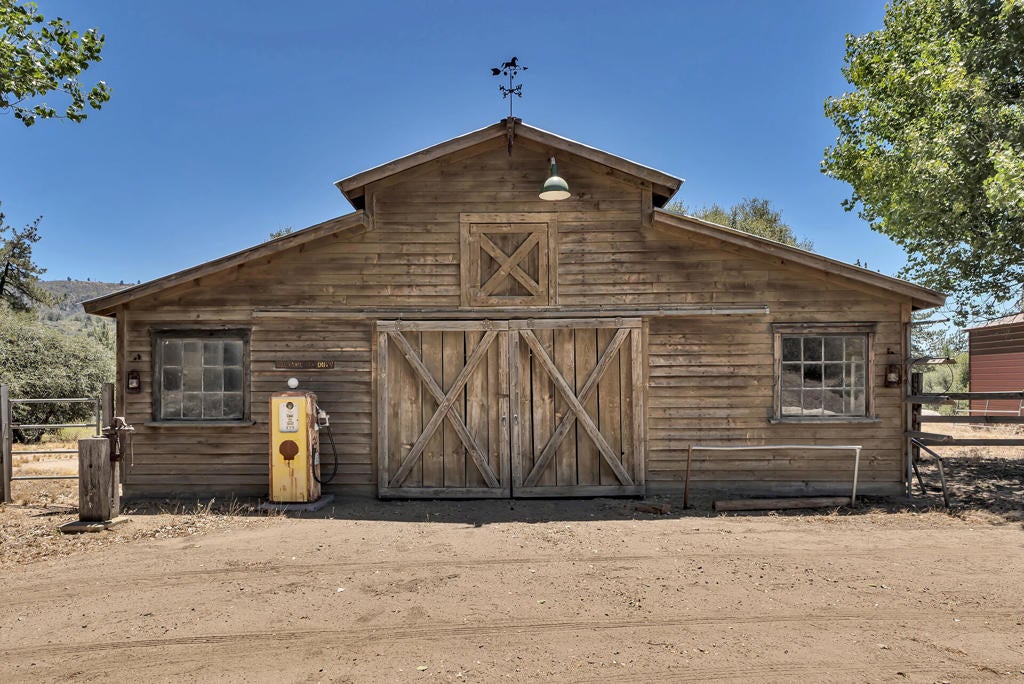 29130 Highway 243