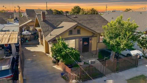 Photo of 608 W 52nd St, Los Angeles, CA 90037 (MLS # PW26010747)