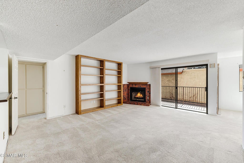 9960 Owensmouth Avenue 7