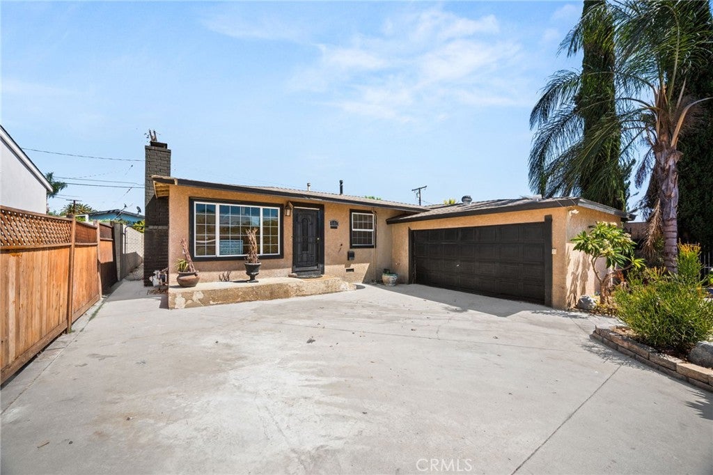 440 N Durrell Avenue