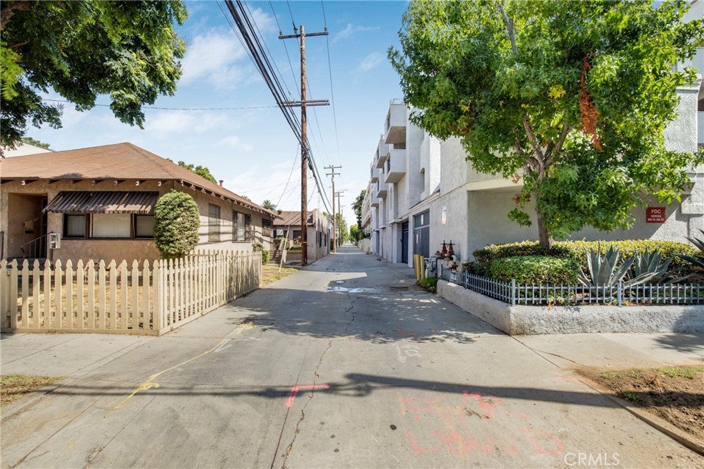 531 W 5th Street