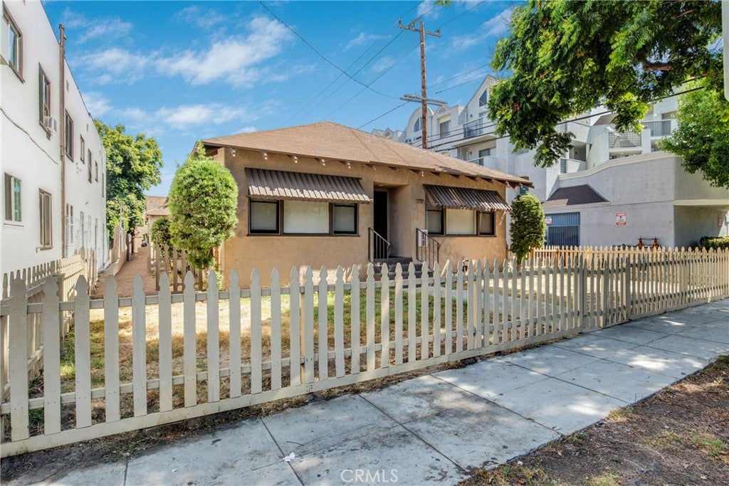 531 W 5th Street