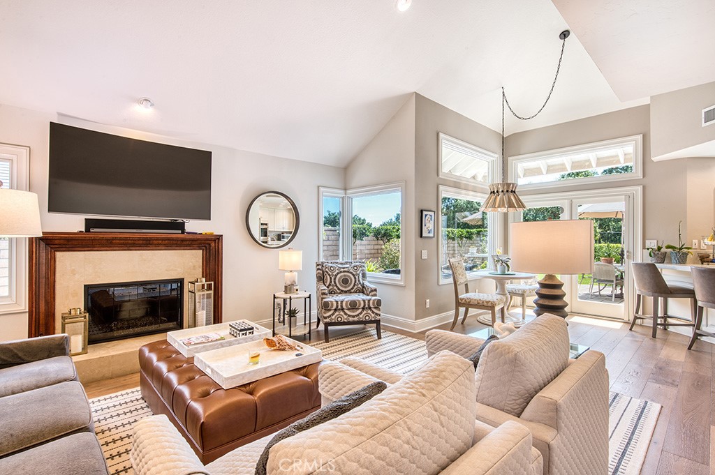 Rancho Colinas (RC) - Residential