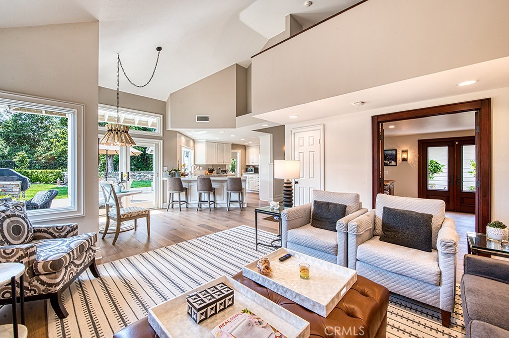 Rancho Colinas (RC) - Residential