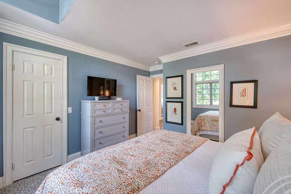 Rancho Colinas (RC) - Residential