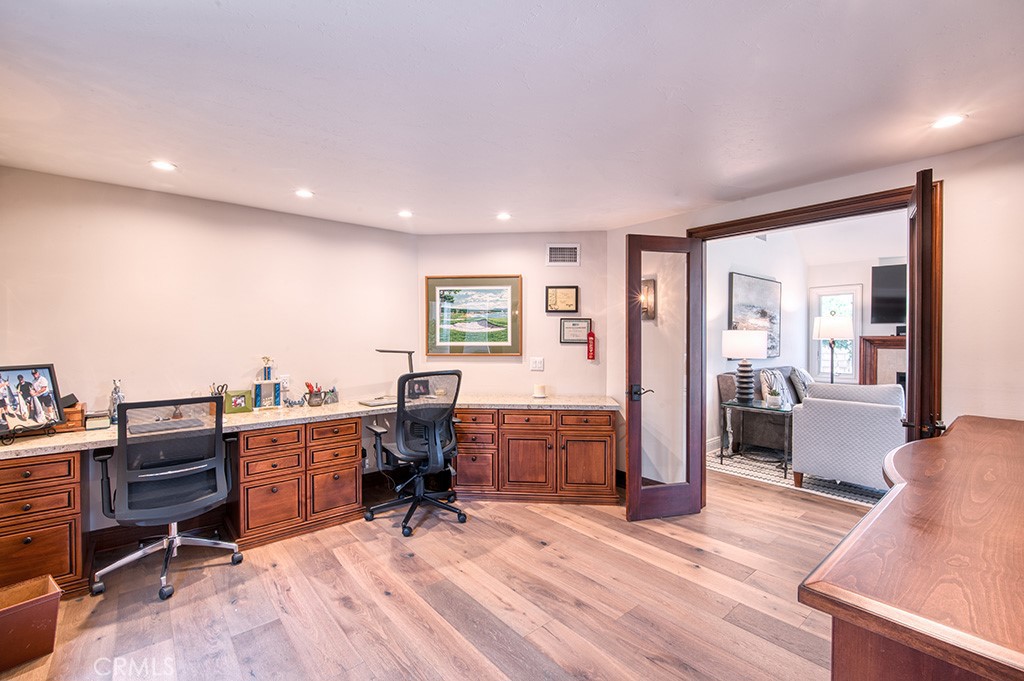 Rancho Colinas (RC) - Residential