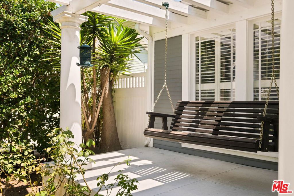 1308 N Ogden Drive, West Hollywood CA 90046