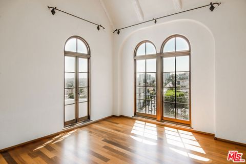 Photo of 1302 N Sweetzer Avenue #602, West Hollywood, CA 90069 (MLS # 26668157)