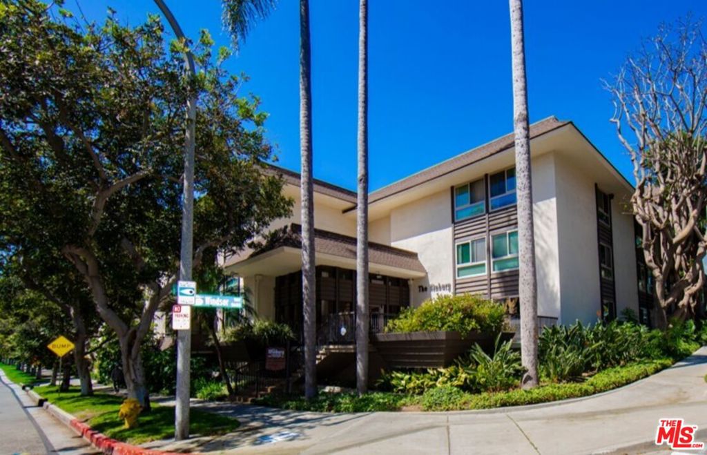 Photo 1 of 27 — 6001 Canterbury Drive 303, Culver City, CA 90230
