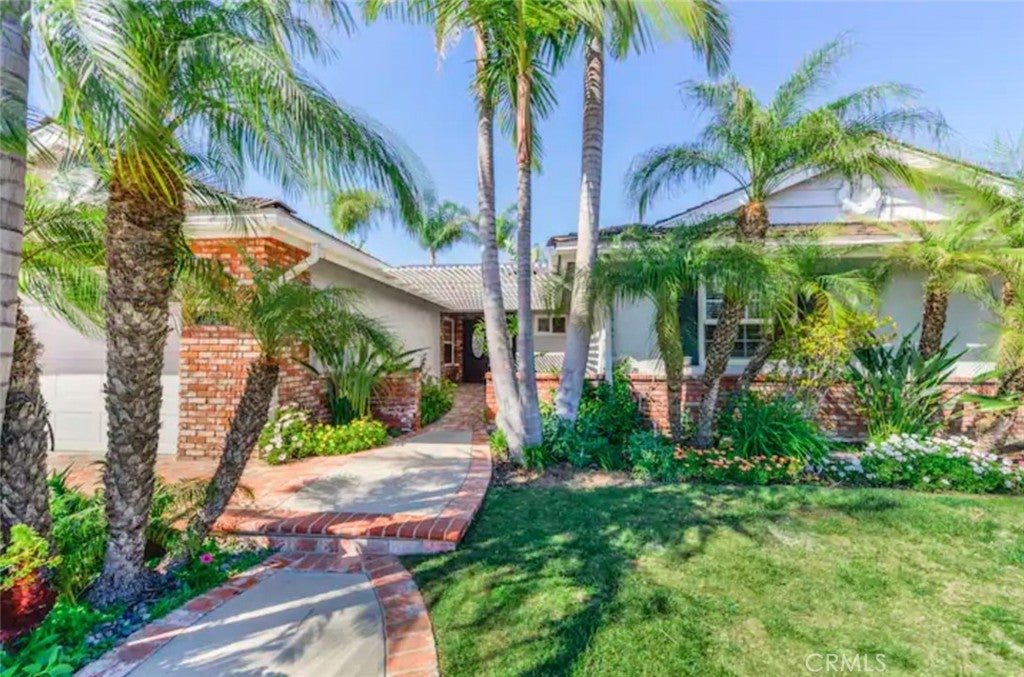 213 Louise Dr