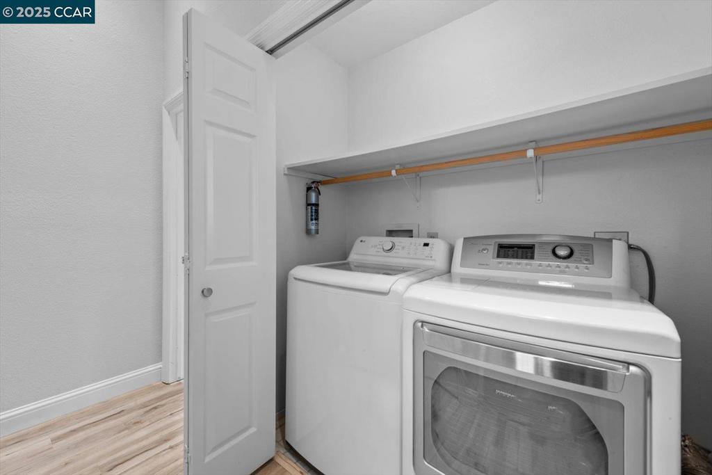 CRESTHILL - Residential