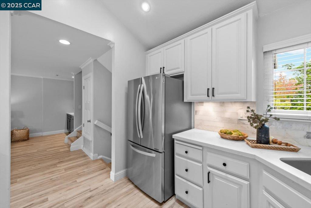 CRESTHILL - Residential