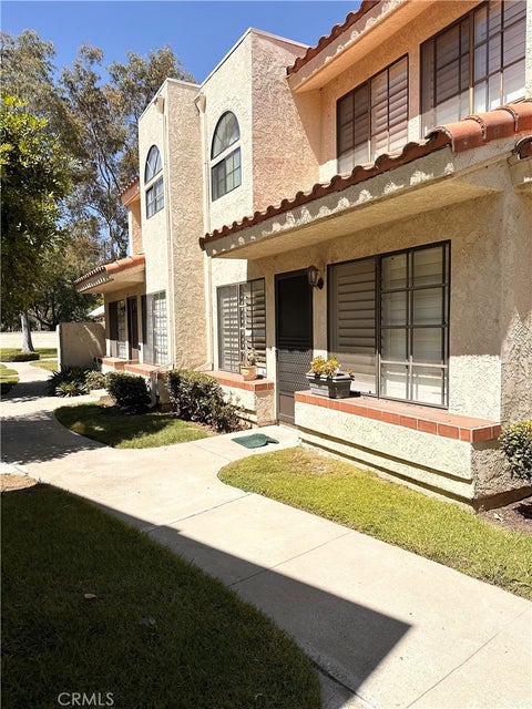 Photo of 26262 Via Mistral, San Juan Capistrano, CA 92675 (MLS # OC26198740)