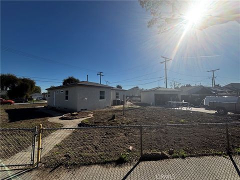 Photo of 2967 Canal Avenue, Long Beach, CA 90810 (MLS # CV26005914)