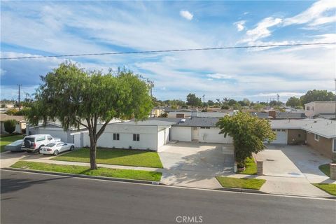 5884 Los Encinos Buena Park CA 90620