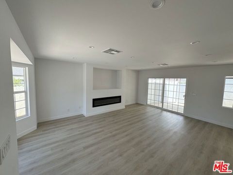Photo of 12748 Blythe Street, North Hollywood, CA 91605 (MLS # 26839911)